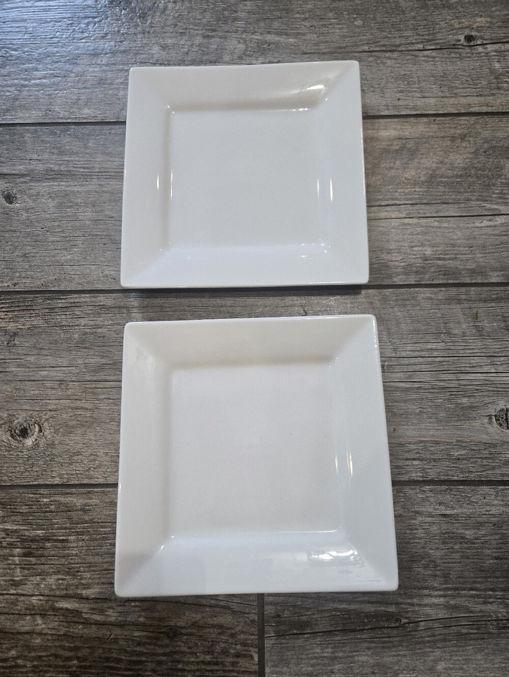 Cordon Bleu - Set of 2 - 10" Square Dinner Minimalist Classic Plates
